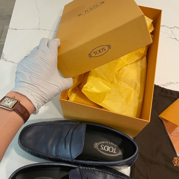 Tod’s Mocassino Driving Shoes - Picture 3 of 8